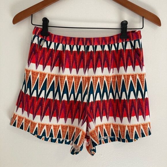 ‎Gianni bini high waist chevron shorts - Picture 1 of 4